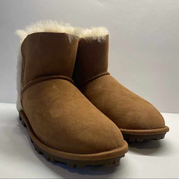 Kirkland Signature Shoes - Women’s Kirkland Signature Chestnut Shearling Short Boots 7 NWT